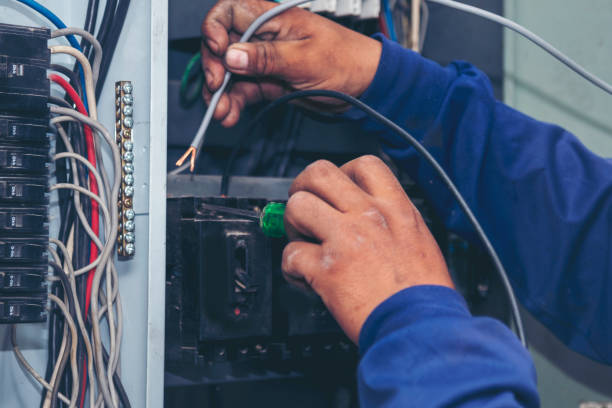 Best Licensed Electrician  in Riverdale, GA